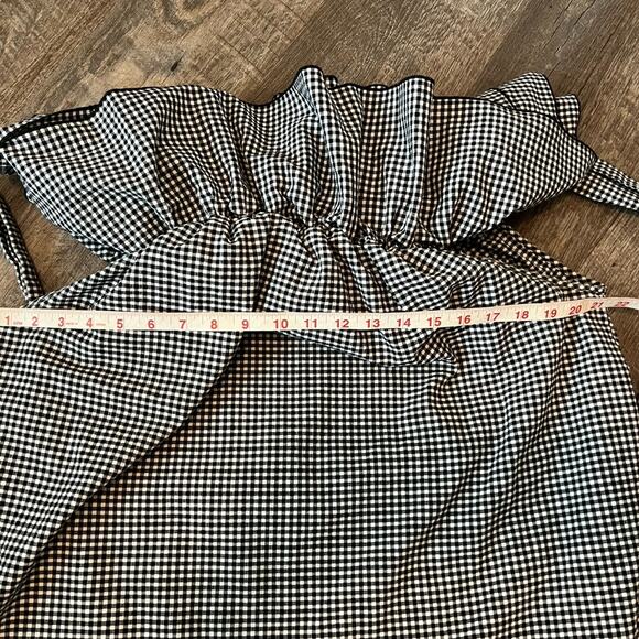 EUC Who What Wear off the shoulder top sz L - Picture 5 of 7